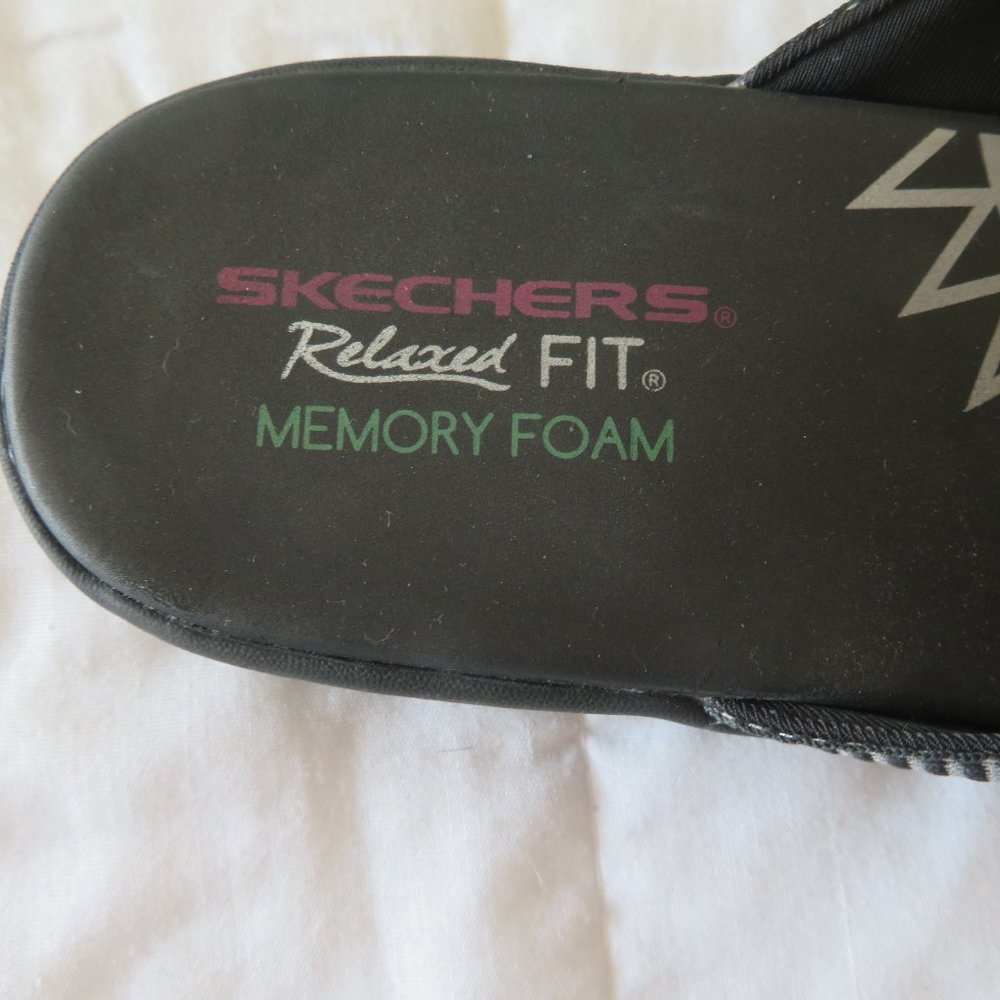 Skechers Relaxed Fit Memory Foam Thong Sandals - image 2
